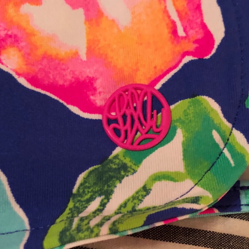 ❌SOLD❌Lilly Pulitzer Luxletic Skort - Picture 4 of 8